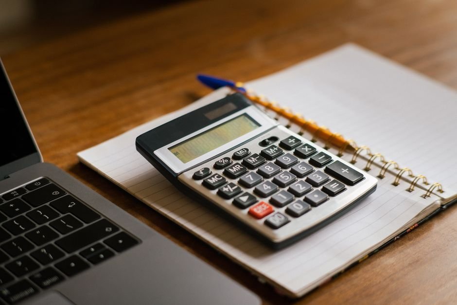 Auto Loan Calculator illustration