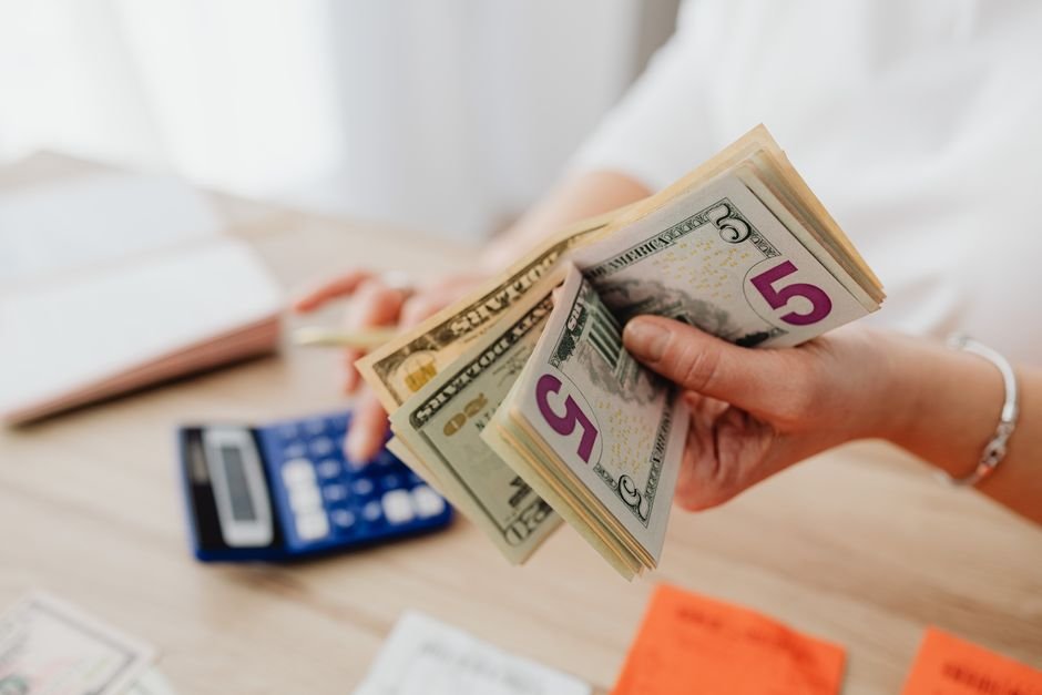 Overtime Pay Calculator illustration